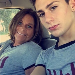 Meet your Posher, Shana